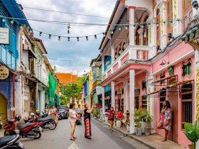 普吉彩色小镇夜生活攻略