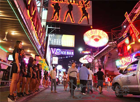 芭提雅步行街-泰国红灯区论坛